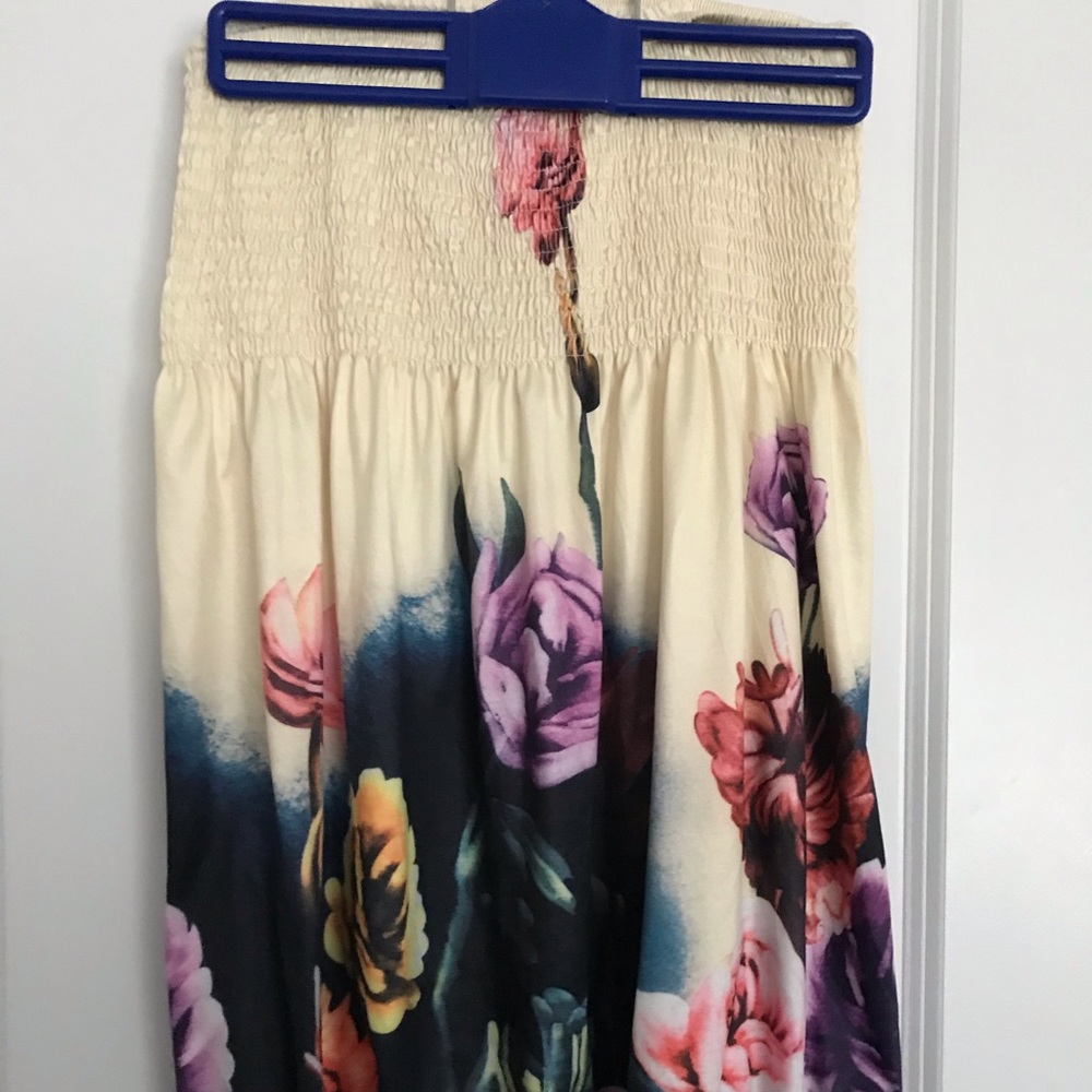 Silky strapless tank top,